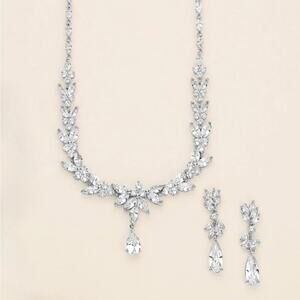 Crystal Bridal Jewelry Set – Wedding Necklace & Drop Earrings